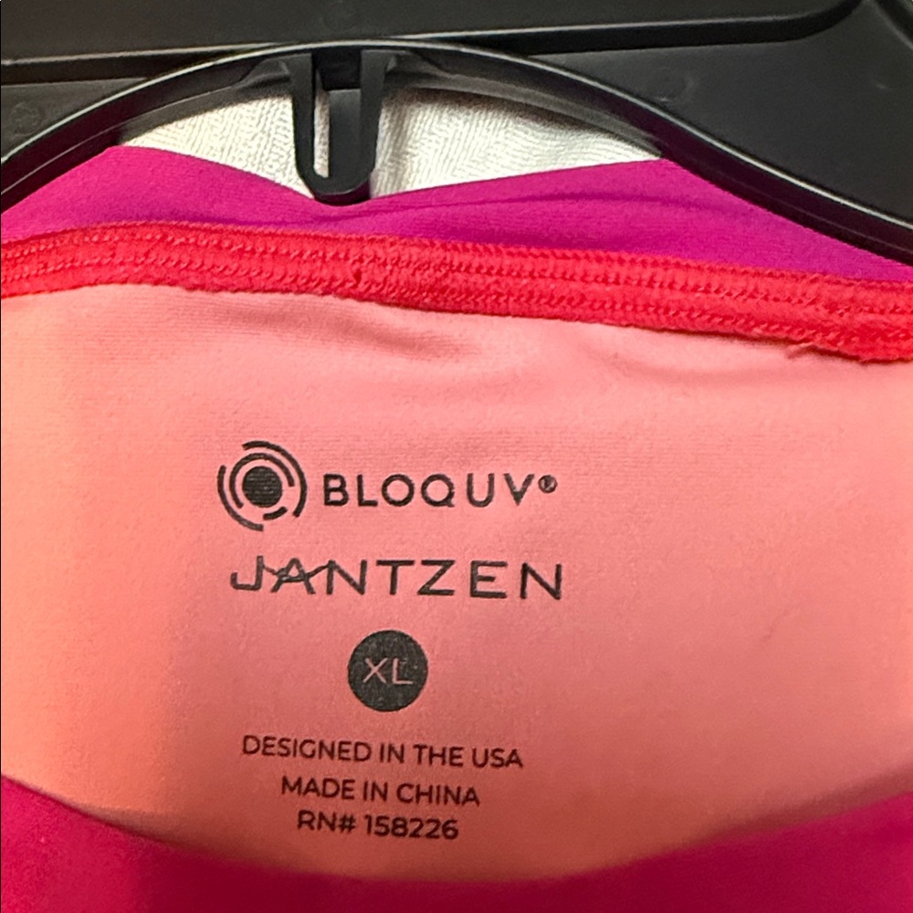 Vibrant Long Sleeve Gradient Top - Picture 4 of 4